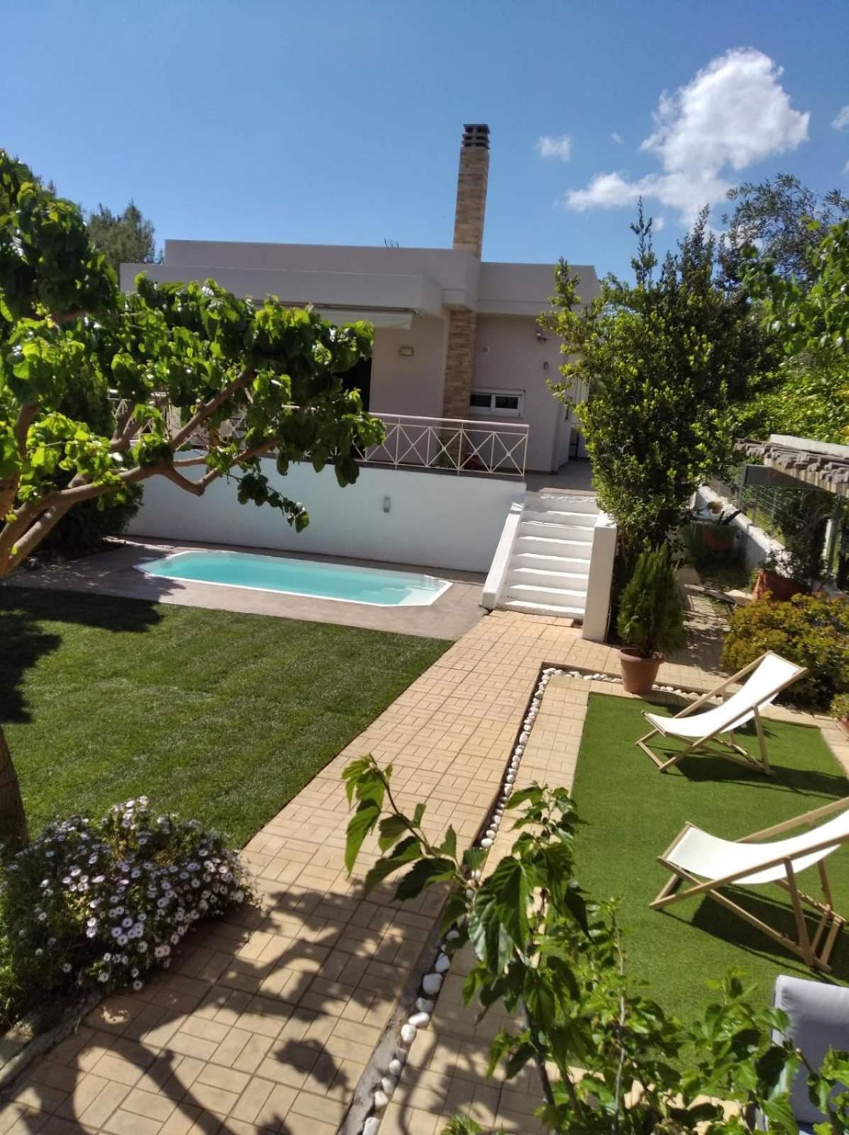 Cozy Villa Vita Lagonisi Kalivia Thorikou エクステリア 写真