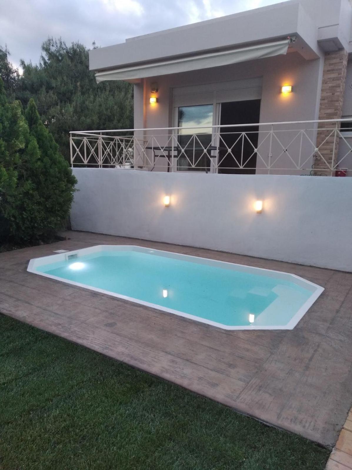 Cozy Villa Vita Lagonisi Kalivia Thorikou エクステリア 写真
